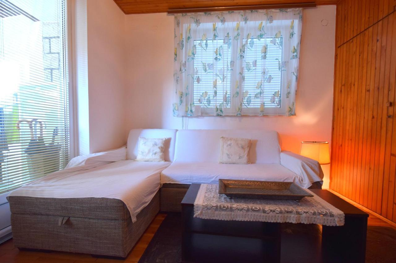 Apartment Angela Malinska Extérieur photo